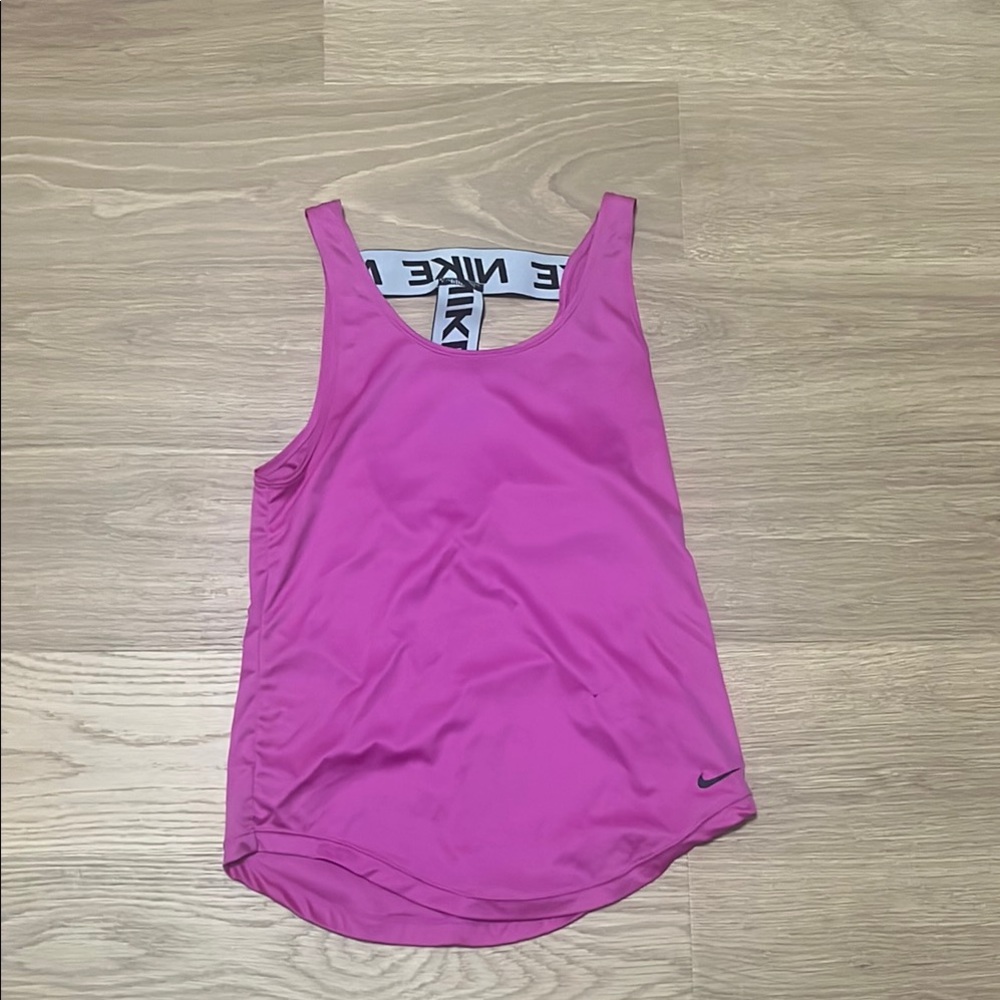 Nike Pink Athletic Tank Top with Scoop Neckline